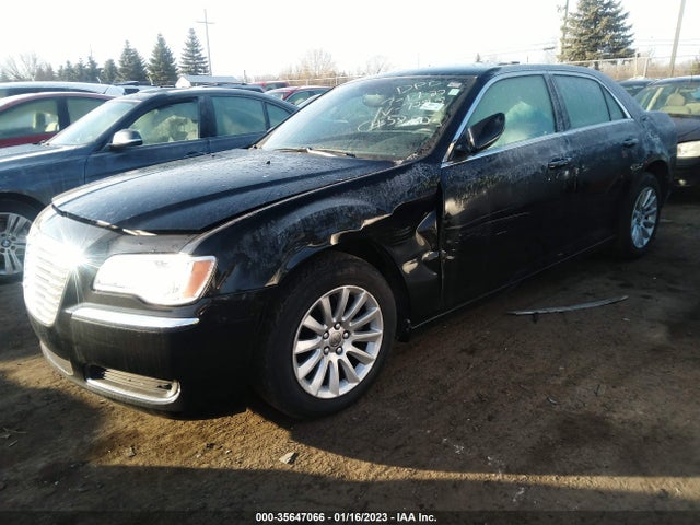 Chrysler 300 2014 2C3CCAAG9EH157295 Image 2