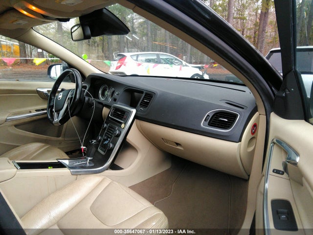 Volvo S60 T5 W/moonroof 2012 YV1622FS2C2112245 Image 6