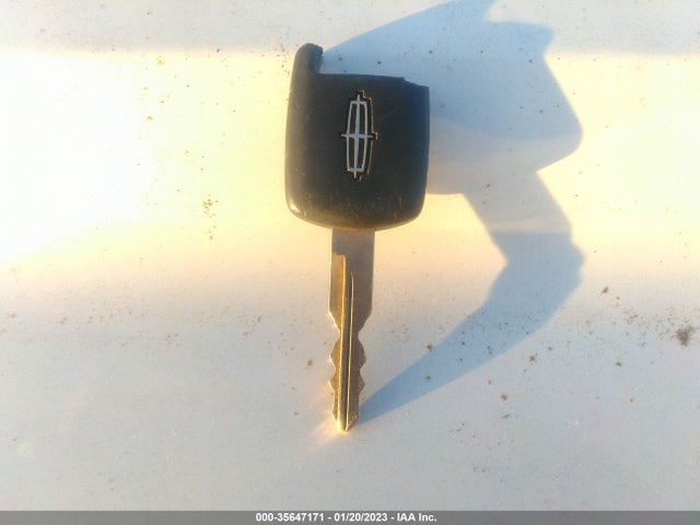 Lincoln Aviator Premium 2003 5LMEU78H63ZJ01081 Image 3