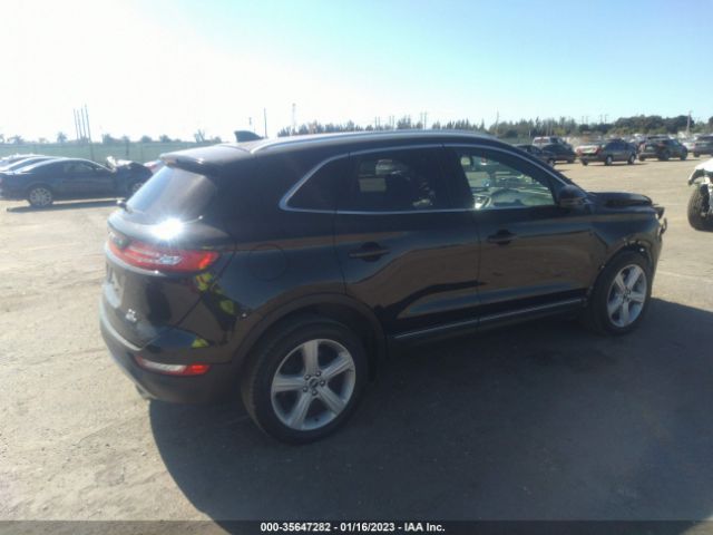 5LMCJ1A95FUJ36728 Lincoln MKC