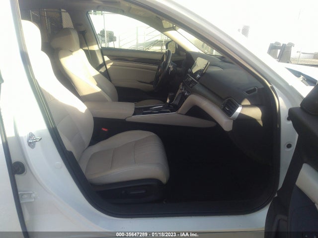 2018 HONDA ACCORD SEDAN TOURING 1.5T VIN: 1HGCV1F98JA020066