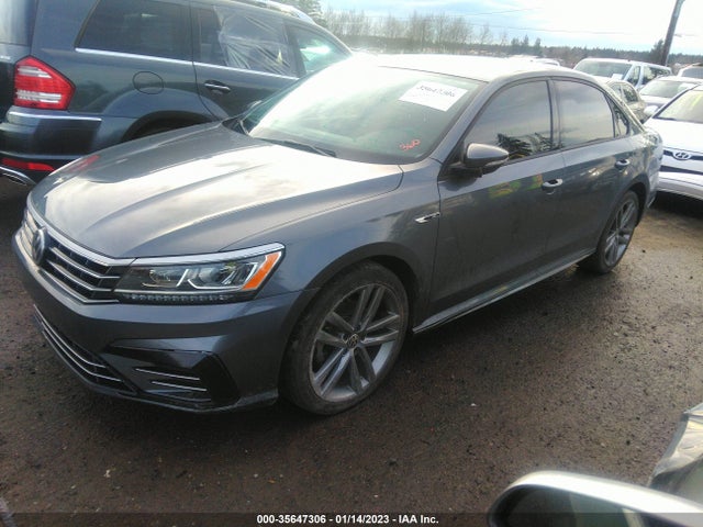 1VWAA7A3XJC021809 Volkswagen Passat