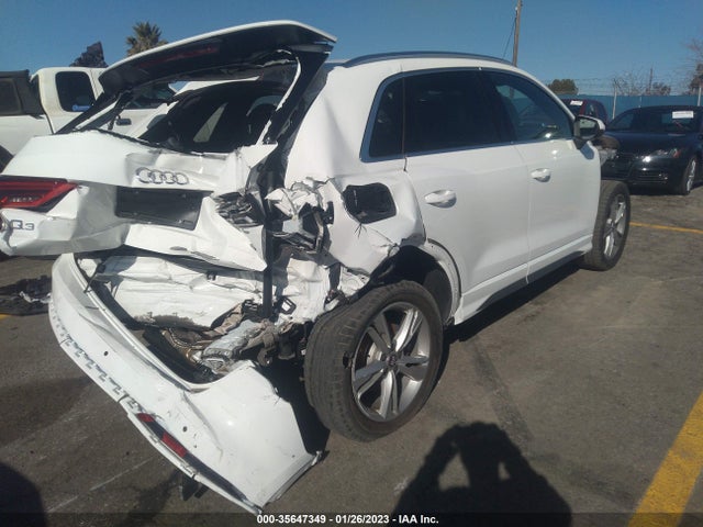 WA1DECF37K1081916 Audi Q3 S Line Premium