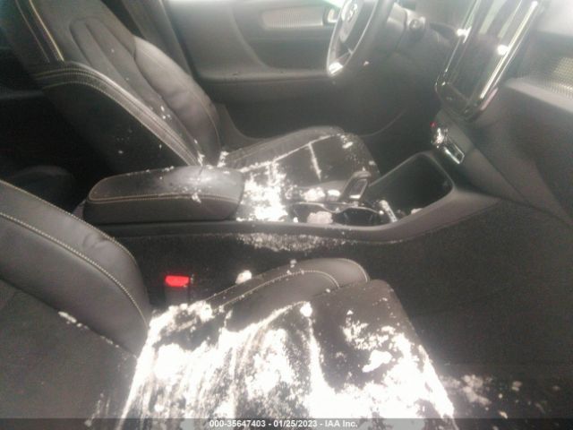 YV4162UM3M2497550 Volvo Xc40 R-design