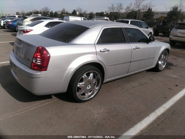 Chrysler 300 Touring 2010 2C3CA4CD1AH328979 Image 6