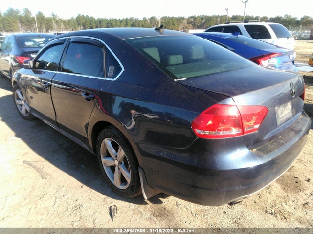 1VWBH7A38DC025118 Volkswagen Passat Se W/sunroof & Nav