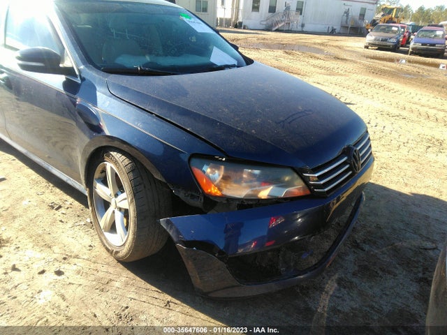 1VWBH7A38DC025118 Volkswagen Passat Se W/sunroof & Nav