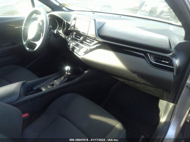 2018 Toyota CH-R, VIN: NMTKHMBX1JR030737
