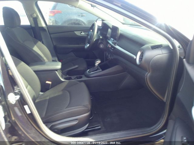 3KPF24AD5ME410660 KIA Forte Lxs