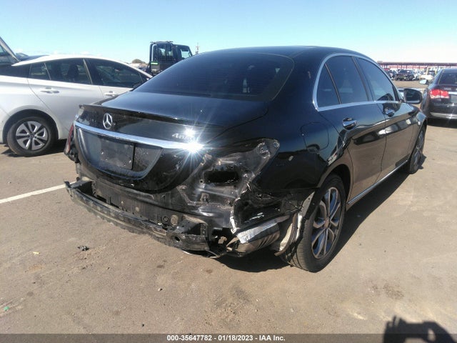 2016 Mercedes-Benz C-Class, VIN: 55SWF4KBXGU176255