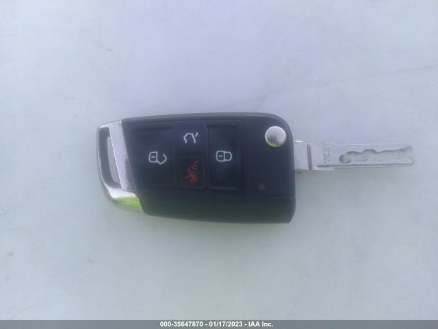 2015 Volkswagen GTI, VIN: 3VW5T7AU1FM064008