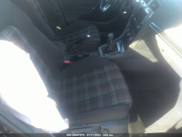 2015 Volkswagen GTI, VIN: 3VW5T7AU1FM064008