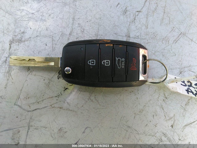 2019 Kia Sorento, VIN: 5XYPG4A39KG604525