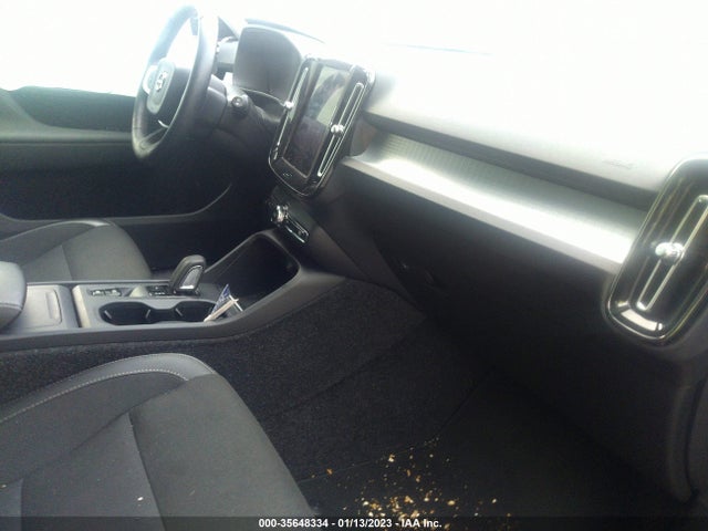2020 Volvo XC40, VIN: YV4162UK4L2336895