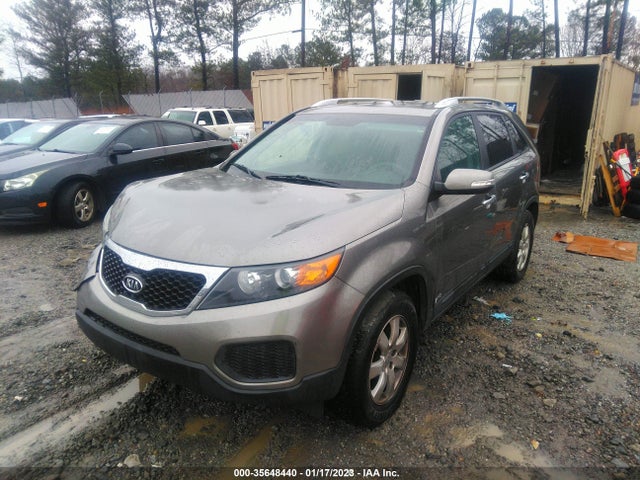 2013 KIA SORENTO LX VIN: 5XYKTDA20DG327375
