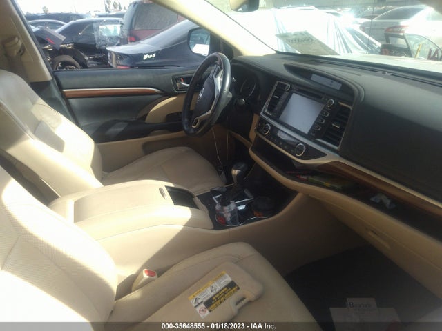 2018 Toyota Highlander, VIN: 5TDYZRFH6JS250366