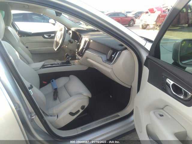 2019 Volvo XC60, VIN: LYV102DK0KB246760