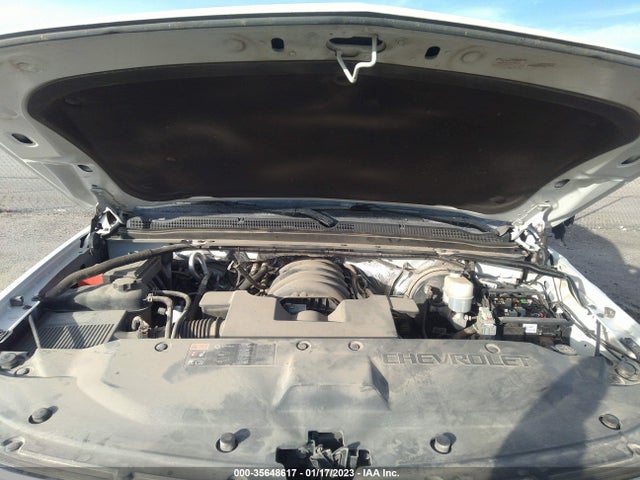 2015 Chevrolet Suburban, VIN: 1GNSKJKC1FR577972
