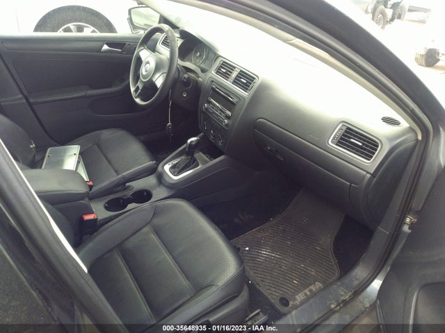 3VWD07AJ9EM396965 Volkswagen Jetta Sedan Se