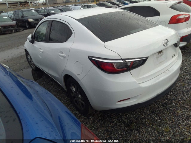 2016 SCION IA VIN: 3MYDLBZV2GY109645