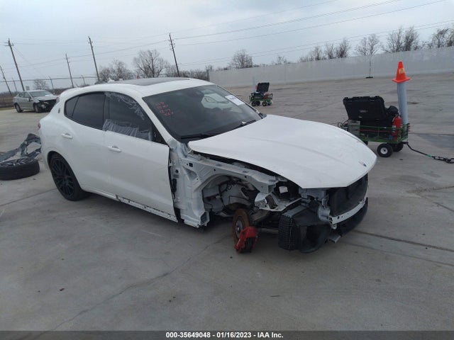 2021 Maserati Levante, VIN: ZN661YUS1MX376672