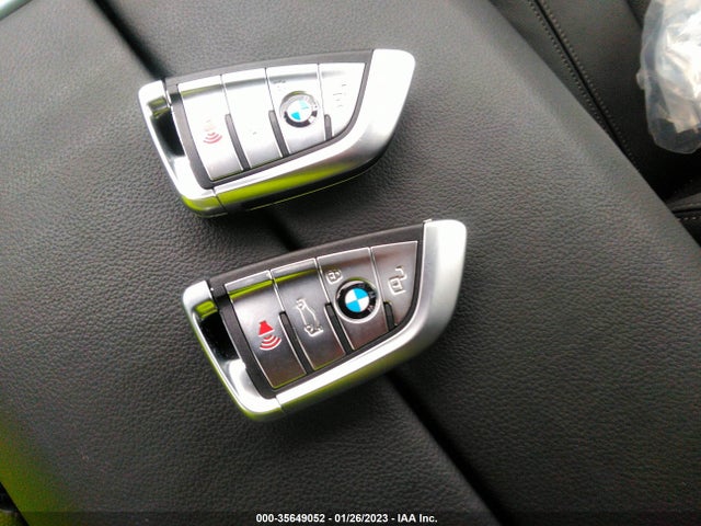 2022 BMW X7, VIN: 5UXCW2C01N9M37462