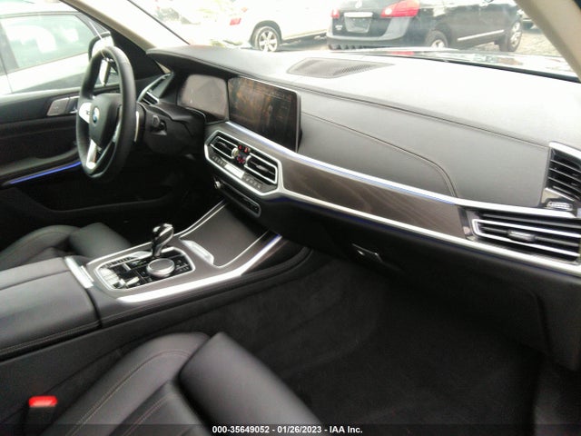 2022 BMW X7, VIN: 5UXCW2C01N9M37462