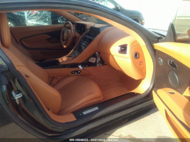 SCFRMFAW8NGL11385 Aston Martin Db11 V8
