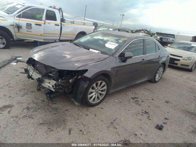 Toyota CAMRY LE 2020 4T1C11AK3LU950376 Image 2