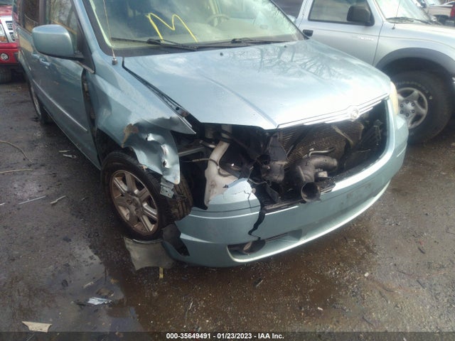 2A4RR5D19AR381524 Chrysler Town & Country Touring
