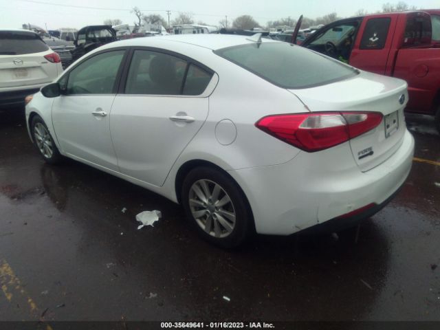 KNAFX4A8XE5055662 KIA FORTE EX
