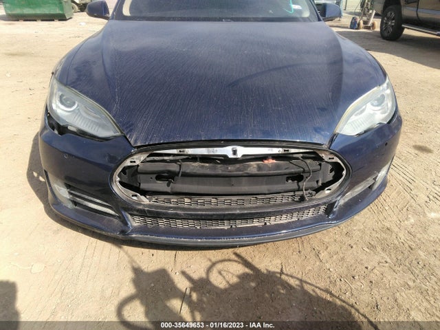Tesla MODEL S 2014 5YJSA1H1XEFP33397 Image 30
