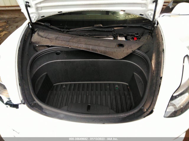 5YJ3E1EA7LF805683 Tesla Model 3 Standard Range