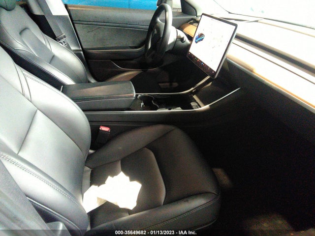 5YJ3E1EA7LF805683 Tesla Model 3 Standard Range