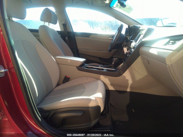 2016 Hyundai Sonata, VIN: 5NPE24AF3GH266779