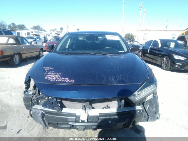 2020 Nissan Maxima, VIN: 1N4AA6CV3LC364126