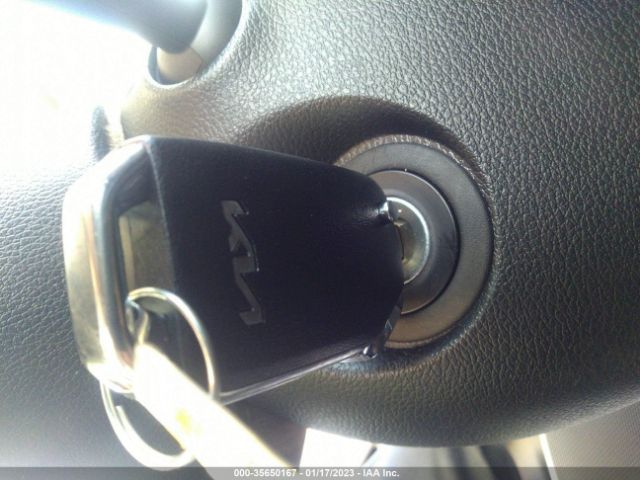 KNDJ23AU7P7190141 KIA SOUL LX