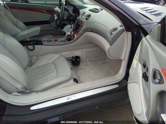 2003 MERCEDES-BENZ SL-CLASS AMG VIN: WDBSK74F73F032275