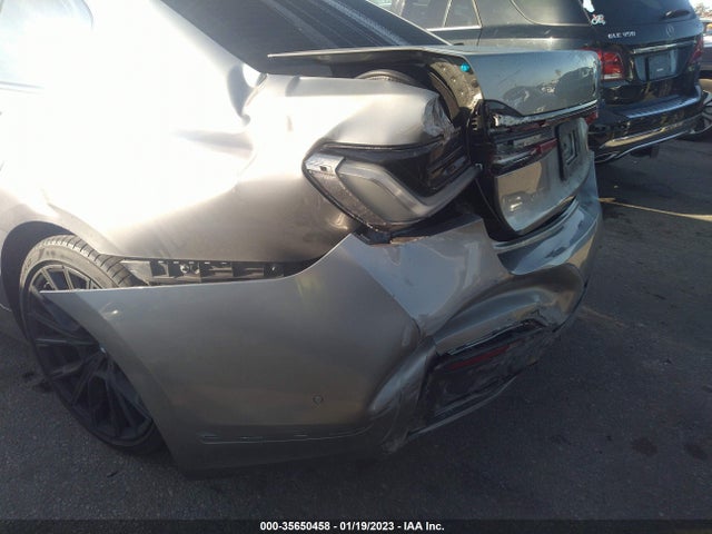 BMW 7 Series 740i 2021 WBA7T2C0XMCF11961 Image 6