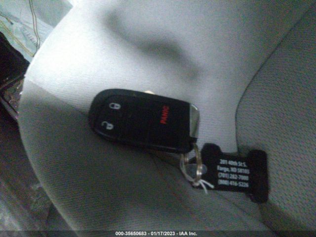 ZACCJBBBXHPG06772 Jeep Renegade Latitude
