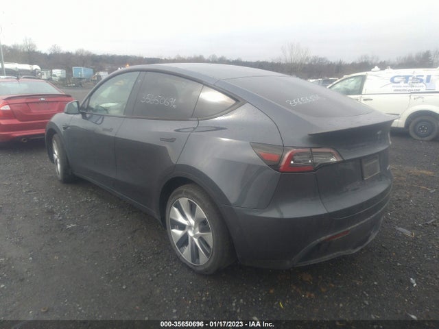 5YJYGDEF9LF018232 Tesla Model Y Long Range/performance