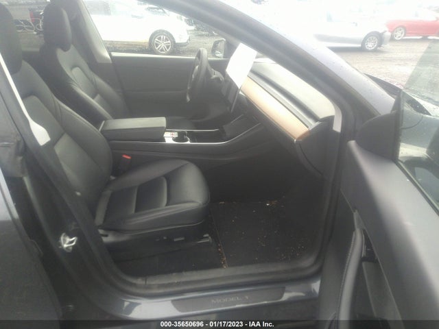 5YJYGDEF9LF018232 Tesla Model Y Long Range/performance