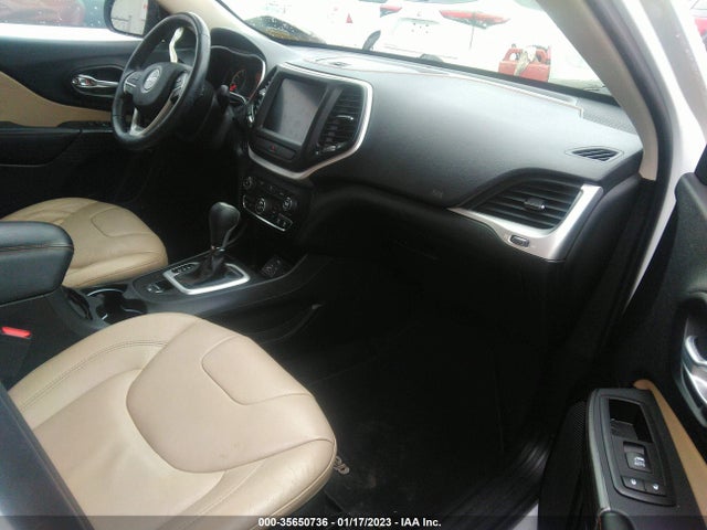 2015 Jeep Cherokee, VIN: 1C4PJLDB7FW671373