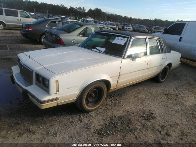 1983 PONTIAC BONNEVILLE BROUGHAM VIN: 1G2AR69H4DB219659