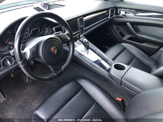 2016 Porsche Panamera, VIN: WP0AA2A73GL003637