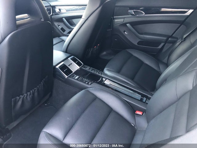 2016 Porsche Panamera, VIN: WP0AA2A73GL003637