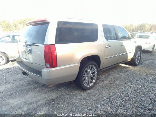1GYFK66848R138307 Cadillac ESCALADE ESV