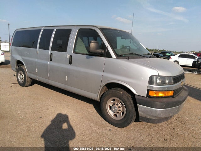 2018 Chevrolet Express, VIN: 1GAZGPFG3J1343759