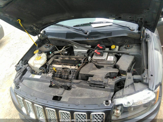 1C4NJCEA0FD241158 Jeep Compass Latitude