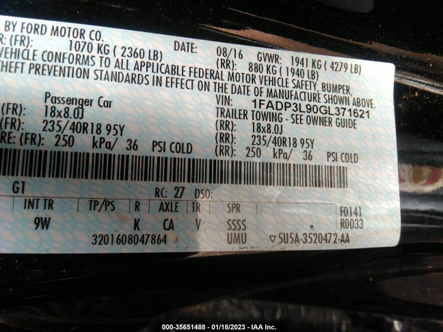 2016 Ford Focus, VIN: 1FADP3L90GL371621